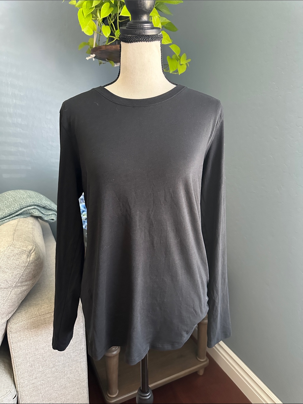 Lululemon Black Long Sleeve Women's Top